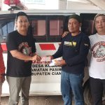 Mang Gopar Bersama Bagong Mogok Berikan Bantuan Kepada Warga Kubang
