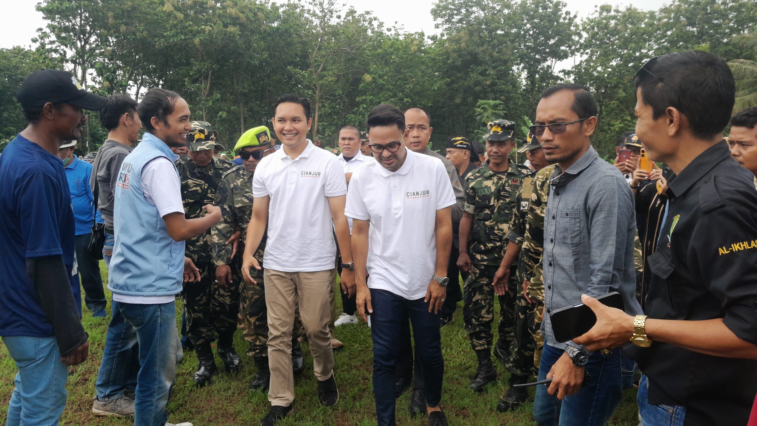 Syukuran Kemenangan Wahyu-Ramzi Disambut Antusias Warga Calingcing Ciranjang