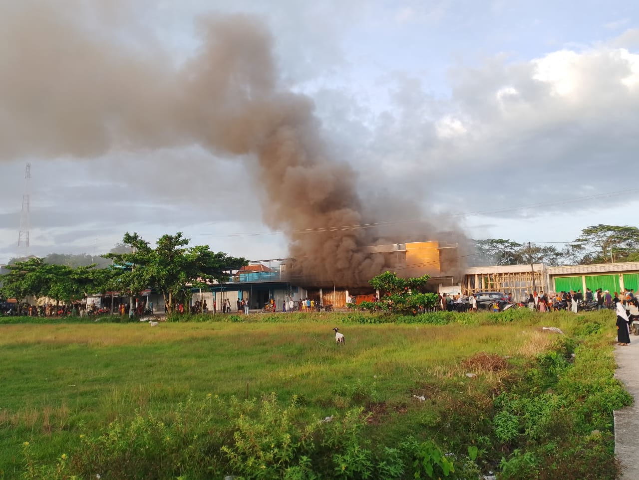 Kebakaran Ruko di Jalan Agrabinta, Kerugian Ditaksir Rp 1,5 Miliar