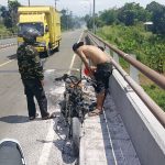 Motor Hangus Terbakar Diduga Akibat Korsleting Listrik di Jalan Raya Bandung