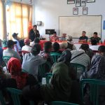 Warga Cibarengkok Kekeuh Segel Kantor Desa, Camat Harap Pelayanan Berjalan