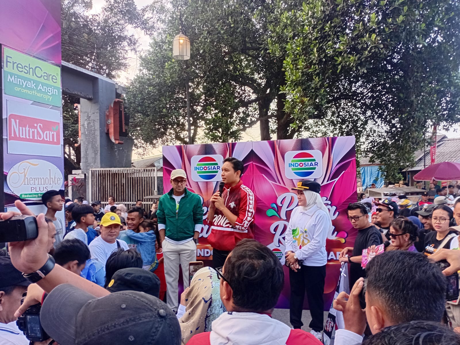 Ribuan Warga Ramaikan Fun Walk Pesta Raya Indosiar di Hari Jadi Cianjur ke-348