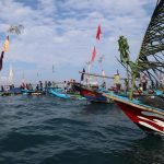 Peringatan Nelayan Jayanti Ke-58, Warga Larung Kepala Kerbau dan Gelar Seni Budaya