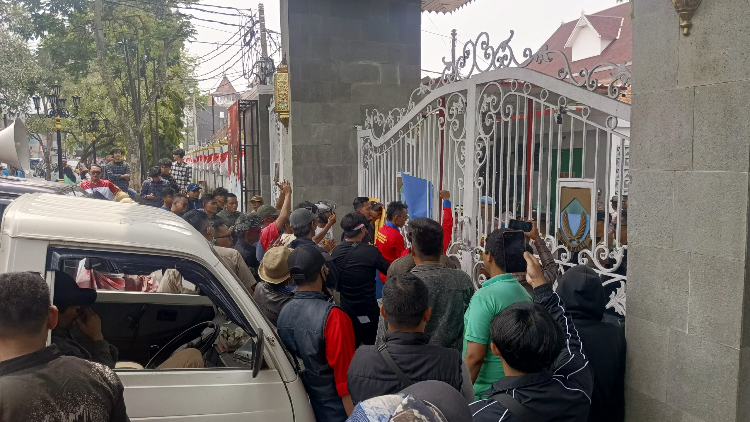 SPRI Ultimatum Bupati Cianjur Desak UHC Rampung Sebelum Akhir Tahun