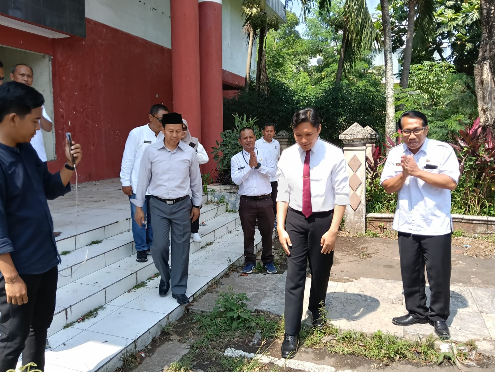 Bupati Tinjau Gedung Aset Dinkes Terbengkalai Tahunan, Ratusan Jendela Hilang