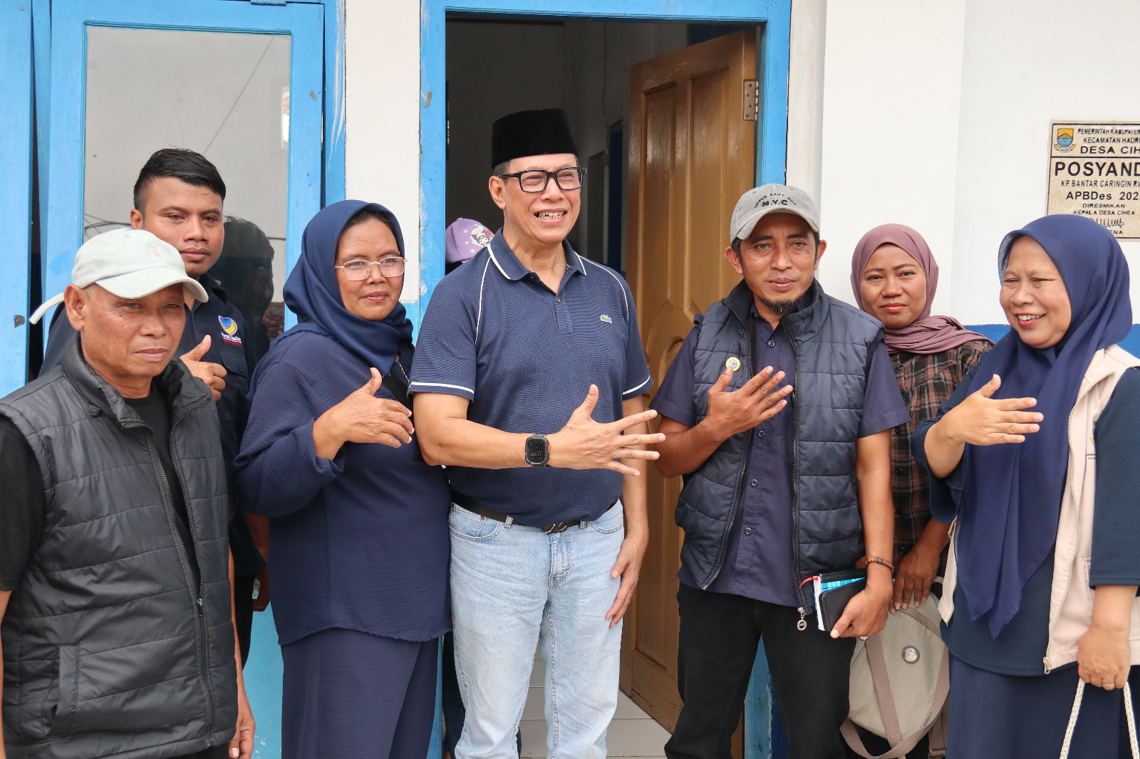 Jalan Rusak dan IPM Merosot di Cihea, Kang Onnie Turun Dengarkan Keluhan Warga