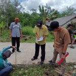 Monev Dana Desa dan Banprov Kadupandak, Camat Pastikan Realisasi Tepat Sasaran