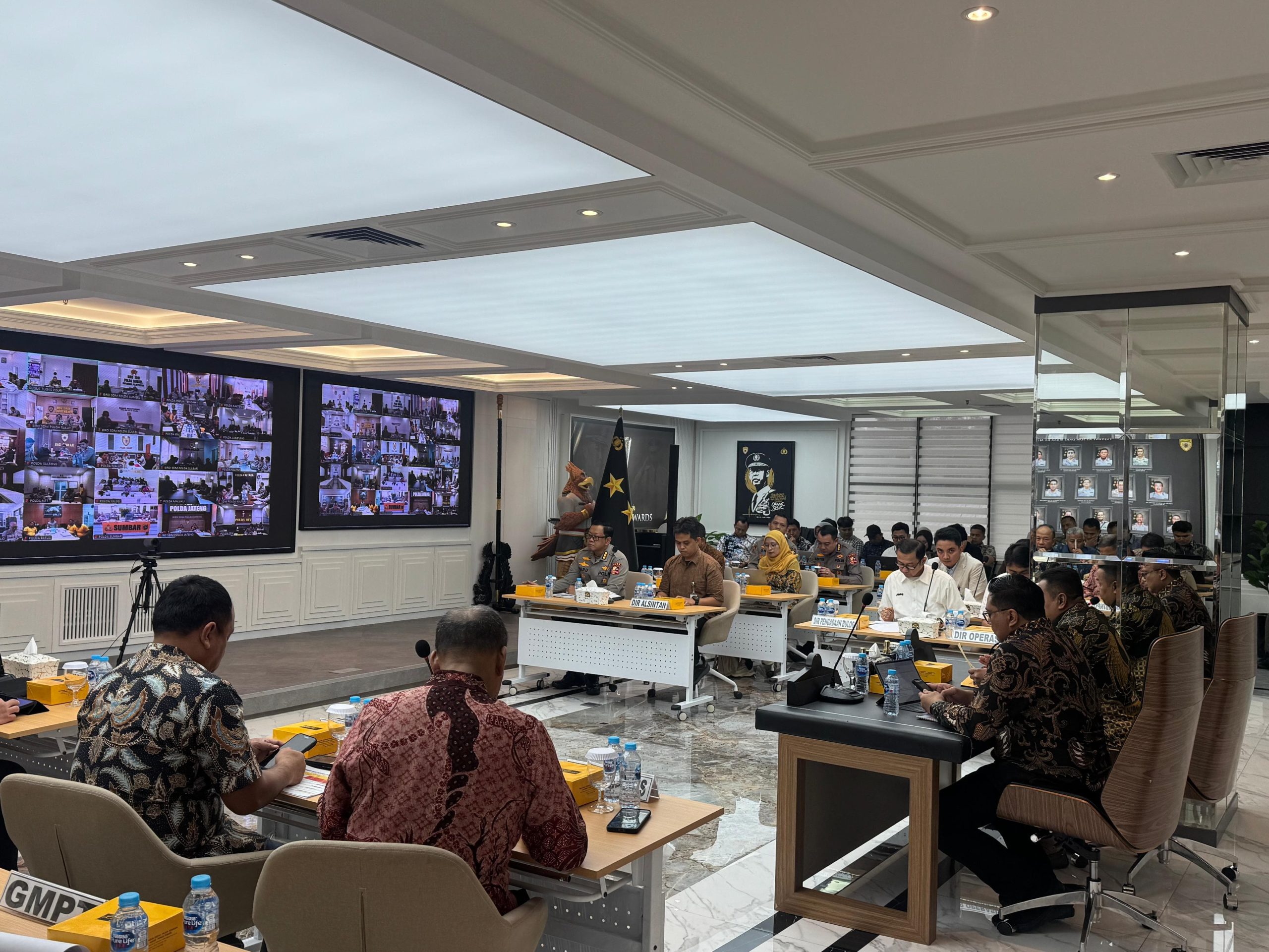 Polri Potong Peran Tengkulak, Petani Jagung Dapat KUR dan Jaminan Serapan Bulog