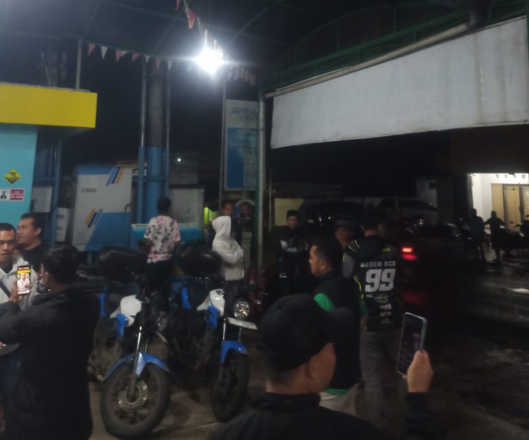 Listrik Kerap Padam Saat Ramadan, Warga Cianjur Selatan Geruduk Kantor PLN Tanggeung