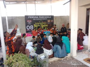 PAC Pemuda Pancasila Karangtengah Gelar Santunan Anak Yatim dan Buka Bersama