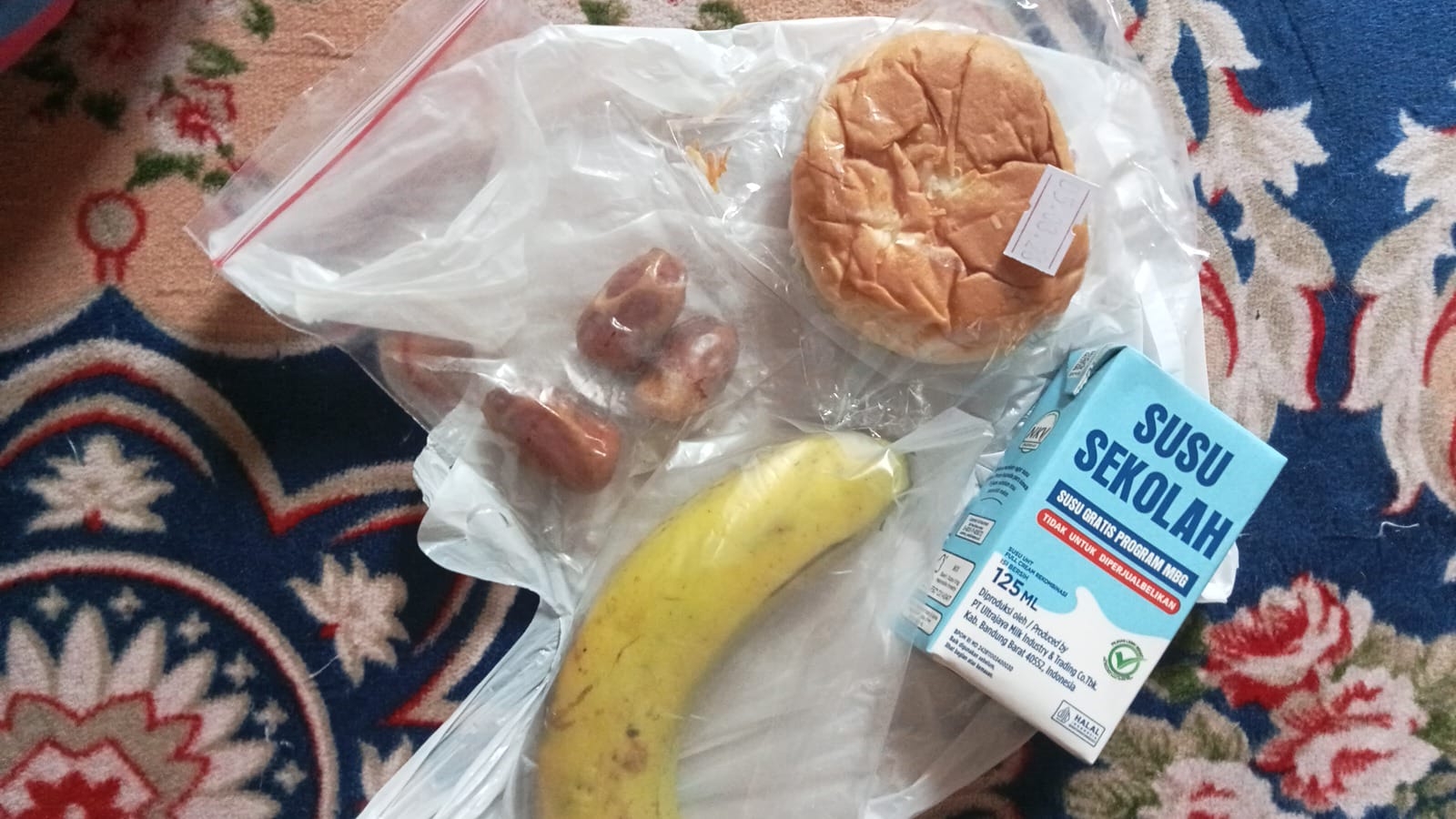 Orangtua Siswa Sukasari Protes Porsi MBG Diduga Tak Sesuai Harga, SPPG Sulaimaaniyyah Panyindangan Buka Suara