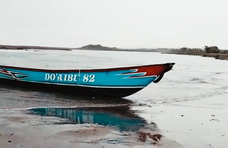 Perahu Nelayan Terdampar di Pesisir Cianjur, Satu ABK Hilang