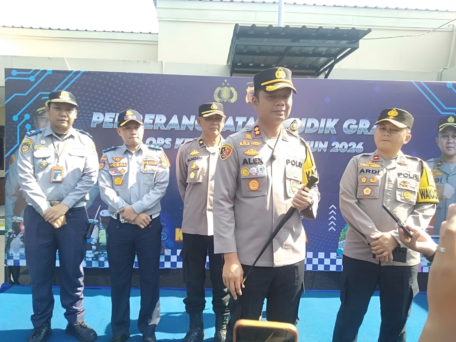 Rindu Tak Terbendung! Polres Cianjur Berangkatkan Ratusan Pemudik Secara Gratis