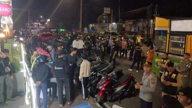Sinergi Pengamanan Malam Takbir, Polres Cianjur Tindak Tegas Pengendara Berknalpot Brong