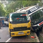 Bus Marita Cianjur–Jakarta Kecelakaan di Cugenang, Puluhan Penumpang Luka Ringan