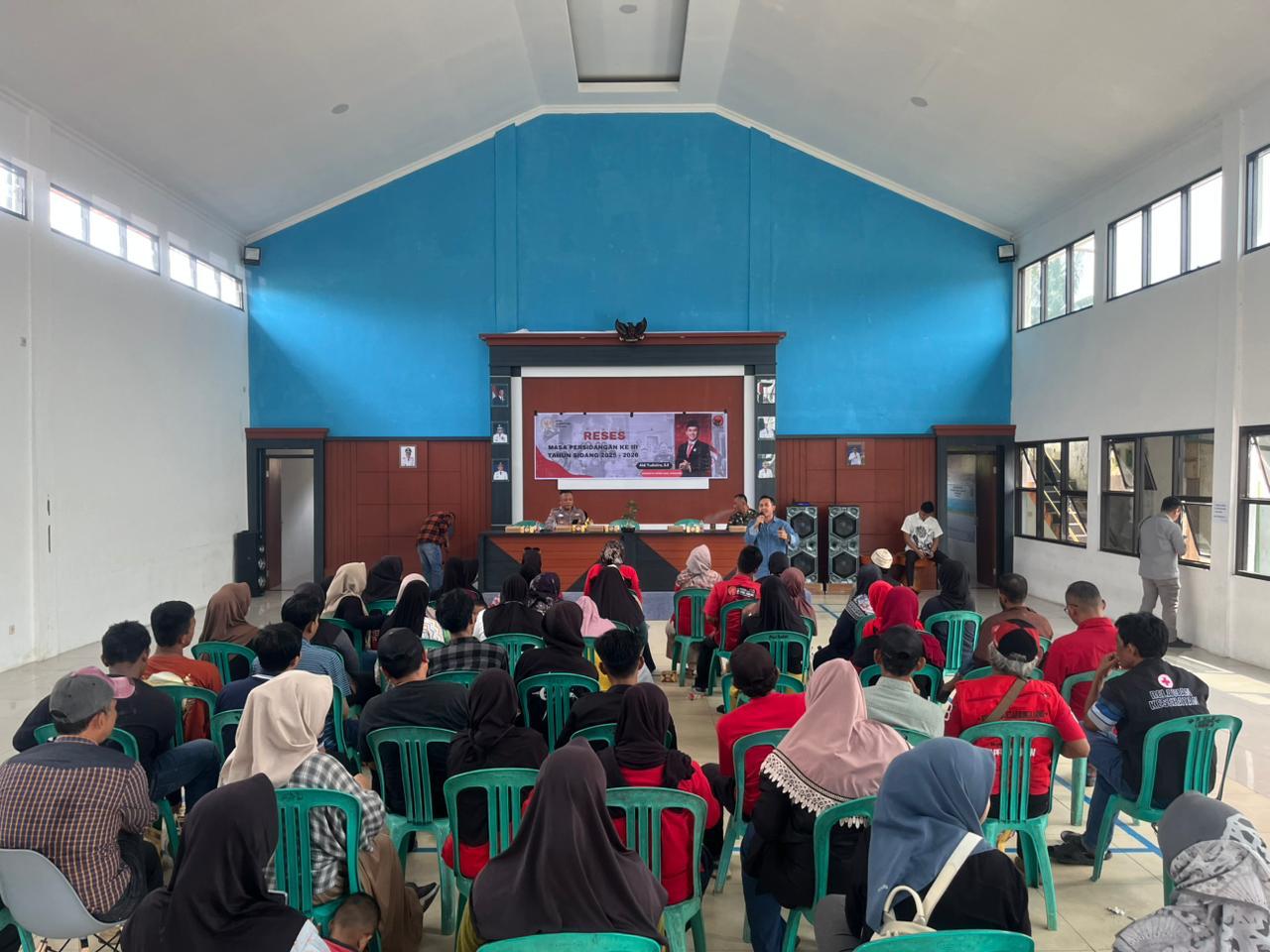 Reses Anggota DPRD Cianjur Fraksi PDIP, Aldi Dihujani Berbagai Aspirasi Masyarakat di Karangtengah