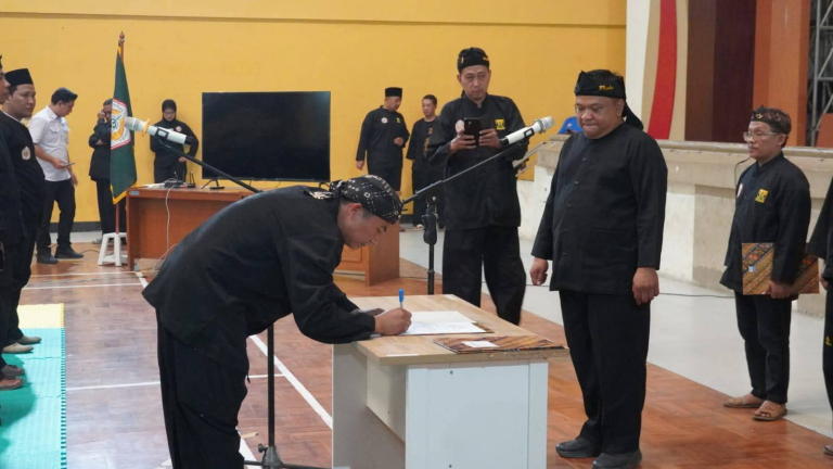 Festival Pencak Silat Pelajar Kabupaten Sukabumi Resmi Dibuka, Bupati Asep Japar Dorong Prestasi Atlet
