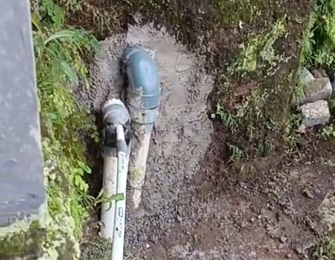 Warga Keluhkan Limbah IPAL Dapur SPPG di Kampung Nanggeleng Desa Cibaregbeg, Diduga Cemari Lingkungan
