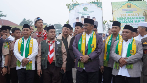 Bupati Sukabumi Lepas 62 Calon Haji Kloter 13, Ingatkan Jemaah Jaga Kesehatan