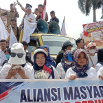 Ratusan Massa Longmarch ke DPRD dan Pemda Cianjur, Dukung Program MBG
