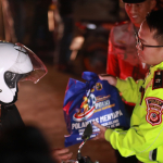 Sambut Hari Bhayangkara ke-80, Polres Cianjur Tertibkan Knalpot Brong dan Bagikan Ratusan Paket Sembako