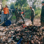 Kolaborasi Satgas Citarum Harum dan DLH Cianjur Angkut 1 Ton Sampah di Haurwangi