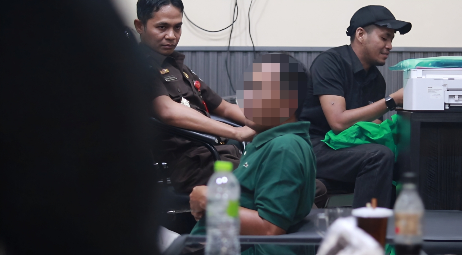 Bermodal Seragam dan Segudang Kartu, Pria Ini Diduga Jual Nama Kejaksaan demi Raup Ratusan Juta