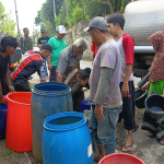Kemarau Panjang, 400 KK di Desa Nanggerang Sukabumi Alami Krisis Air Bersih