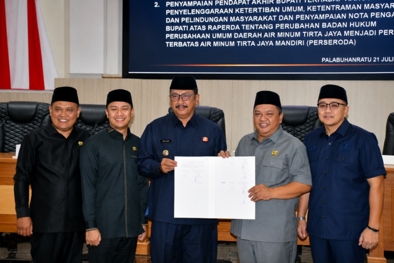 DPRD Sukabumi Setujui Raperda Ketertiban Umum, Bupati Ajukan Perubahan Perumda Tirta Jaya Jadi Perseroda