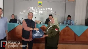 Kang Onnie Tampung Aspirasi Fasilitas Olahraga hingga Posyandu di Sindangjaya