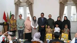 Ratusan Anak Ikuti Khitanan Massal HJKS Sukabumi, Bupati: Harus Memberi Manfaat bagi Masyarakat