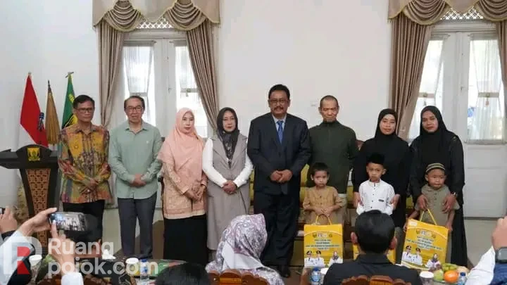 Ratusan Anak Ikuti Khitanan Massal HJKS Sukabumi, Bupati: Harus Memberi Manfaat bagi Masyarakat