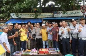 Kapolres Sukabumi Temui Sopir Angkot di Palabuhanratu, Serap Aspirasi dan Bahas Kamtibmas