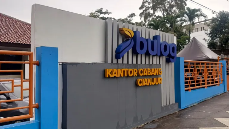 Bulog Cianjur Tegaskan Larangan Penjualan Beras SPHP ke Dapur MBG