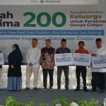 Human Initiative dan KitaPeduli Salurkan Modal Usaha untuk 200 Keluarga Penyintas Gempa Cianjur