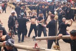 Warisan Leluhur Tetap Terjaga di Seren Taun ke-658 Kasepuhan Gelar Alam