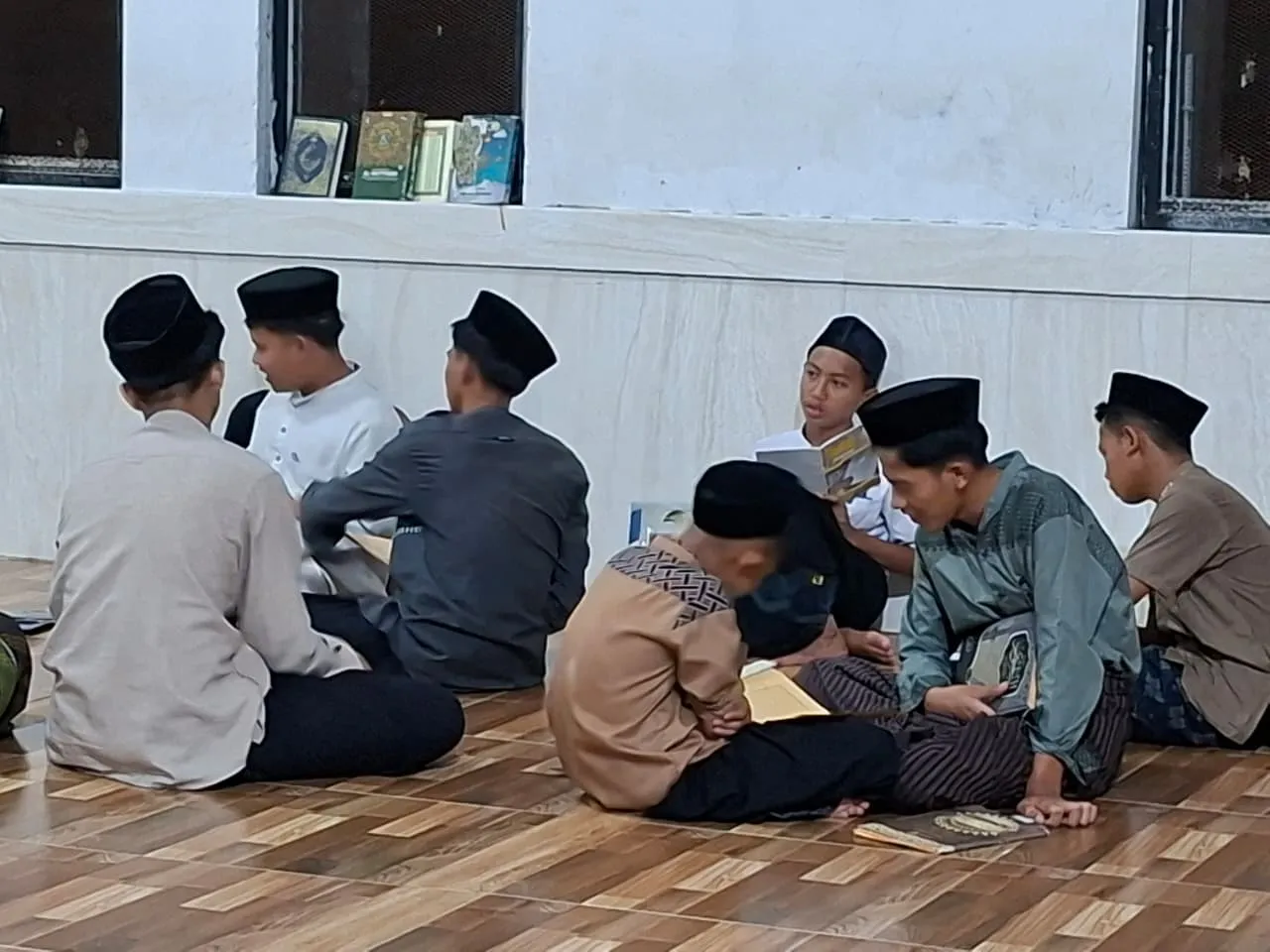 Izzul Islam Boarding School Padukan Metode Sorogan dan Tutor Sebaya Beda Usia